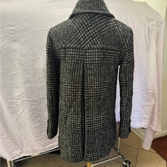 Ellen Tracy Black and White Pea Coat - Picture 3 of 4